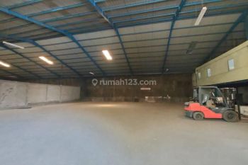 Gudang siap huni margomulyo indah