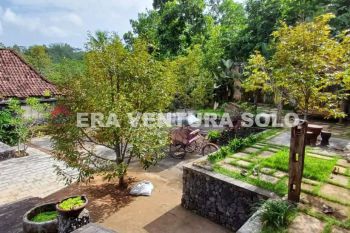 Tanah Pekarangan Beserta Kebun Durian Jumantono