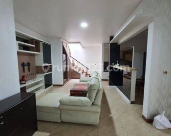 Dijual Rumah Jakarta Garden City Zebrina