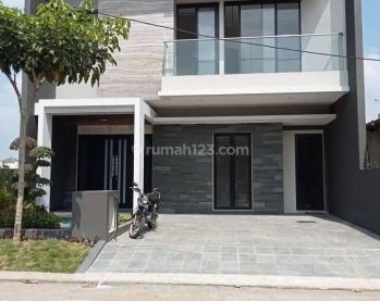 Jual Rumah Woodland Citraland Surabaya Barat 2 Lantai Hadap Utara