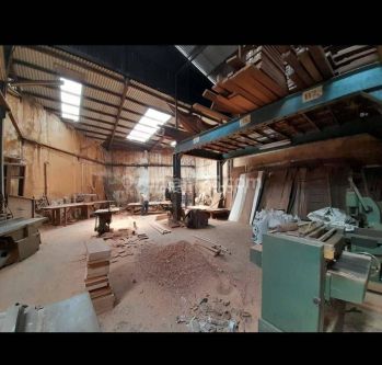 Disewa Ruang Usaha di Pagarsih Ada Kantor dan Gudang