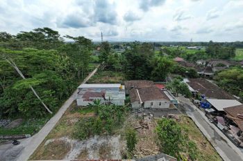 Lingkungan Kost, Timur Pasar Gentan Jakal