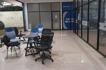 Ruang Usaha Ex Showroom Strategis Di Bekasi Timur