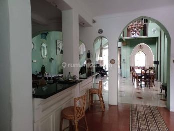 Rumah Di Menteng Luas 552 M2 , Jakarta Pusat