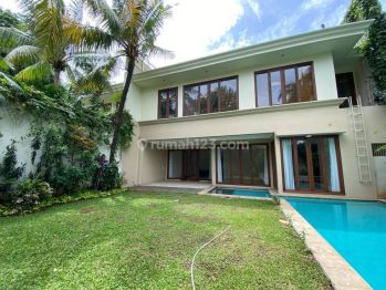 Classic House In Small Compound With Private Pool In Kemang Area