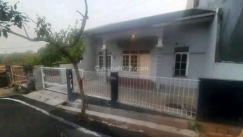 Dijual rumah dengan view bagus di Gombel Bukit Sari