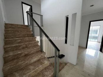 Rumah Bagus di Golf Island Pantai Indah Kapuk, Jakarta Utara