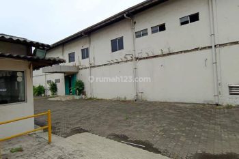 Di Jual Bangunan ex Pabrik di Pulo Gadung, Stategis