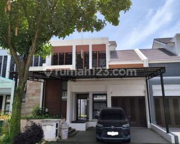 Rumah Greenwich di Cluster Mayfield Bsd City Semi Furnished