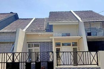 RUMAH BARU GRESS SIAP HUNI