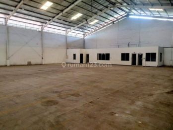 Pabrik Akses Container Dekat Tol di Cikupa Mas Tangerang