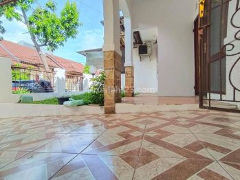Rumah Disewa di Villa Melati Mas Rapi Siap Huni