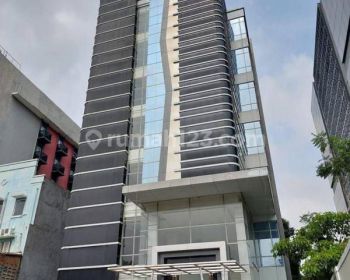 Gedung Baru Lt 831 M2 di Pancoran , Jakarta Selatan Murah