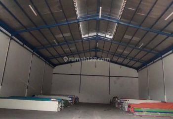 Gudang di Cipondoh, Tangerang, Luas 800m2, Ready Mess Dan Kantor.