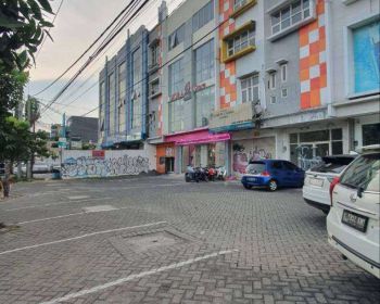 Ruko Raya Merr Surabaya, Jawa Timur, Suryani Xmpc