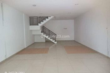 Ruko Strategis di Daerah Ramai Kopo Permai Bandung