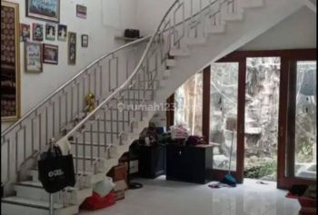 Rumah Luas 252 di Komplek Tytyan Indah Bekasi