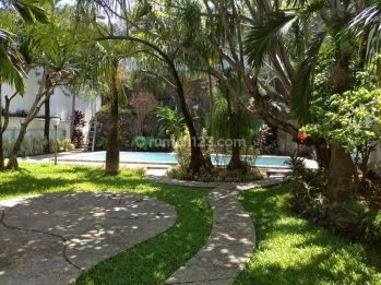 Disewa Rumah Kemang Pavilion 5BR Jakarta Selatan