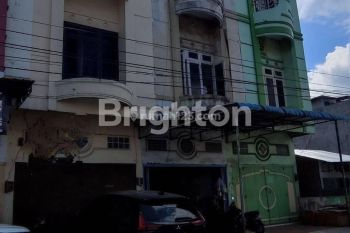 Ruko Strategis Murah dan multifungsi di daerah Titipapan