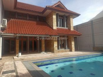 Beautiful House at hang lengkir