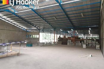 gudang 552 m² Cakung jakarta Timur