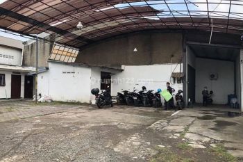 GUDANG BAGUS BERSIH AKSES KONTAINER SAYAP KOPO