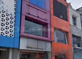 Ruko Disewa Kelapa Gading, Strategis, Luas 85 Meter, Kode 18684 Dj