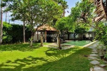 Luxury Villa Modern Dijual, Area Badung