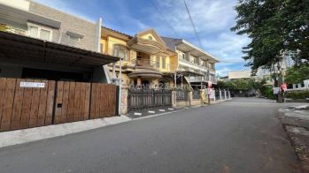 Rumah Siap Huni Jalan 2 Mobil Bangunan Kokoh