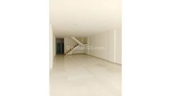 Ruko Jl Pemuda, Pulo Gadung Luas 5x35m2