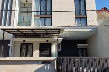 Dijual Rumah Pondok Tjandra Semi Furnish bagus