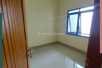 Hanya Ini Rumah Hook Cluster Cisaranten Kota Bandung 107M1