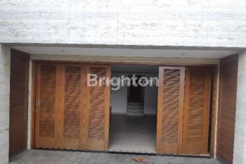 HUNIAN MEWAH DI PONDOK INDAH