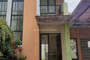 Disewakan Rumah 2lt Green Ara Residence Cluster Cendana Harapan Indah