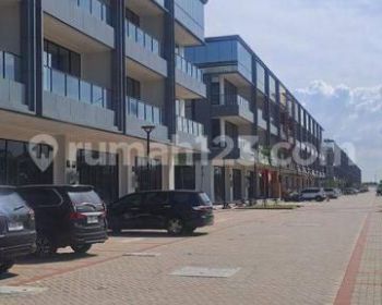 RUKO RUKAN SOHO MULTIFUNGSI EBONY ISLAND PIK 2