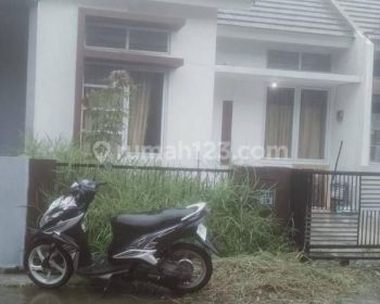 Rumah mungil sdh renovasi