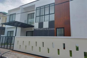 Rumah Baru 2 Lantai Desain Modern Minimalis Hook Griya Loka Bsd
