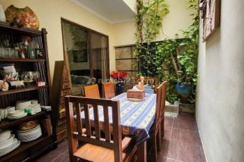 Rumah bagus Terawat murah di Sektor 9 Bintaro