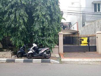 Rumah Lokasi Strategis Di Guntur Setiabudi