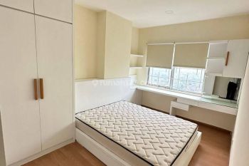 Paling Murah Unit Rapih 2 BR 58m2 di Apartment Cosmo Residence Thamrin City