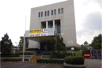 Gedung Kantor 5 Lantai Lokasi Strategis Tengah Kota otista