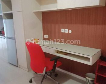 Apartemen Parahyangan Residence 1 BR Furnished Bagus Lt 5