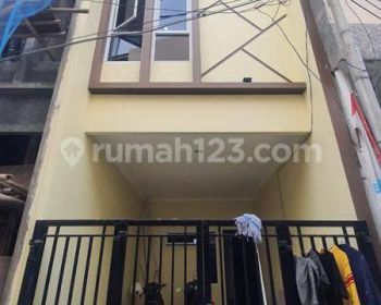 Wilson Rumah siap huni uk 3.4x10.5 di tanjung duren