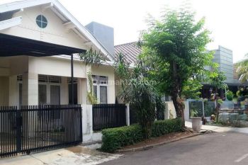 Rumah Bagus Siap Huni, Lokasi Strategis di Bintaro Jaya Sektor 9, Tangerang