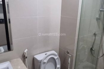 Rumah 2 lantai siap huni di Golf Island Pik