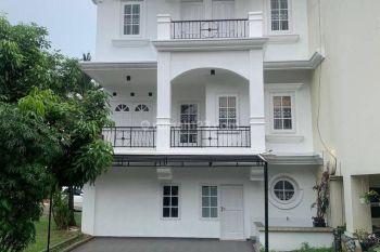 RUMAH HOOK VILLA JATIBENING TOL