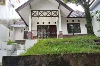 Rumah Disewakan di Sindanglaya Bandung