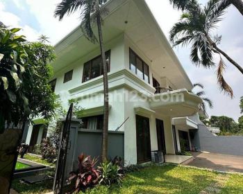 Rumah disewa bagus siap huni di Pondok indah