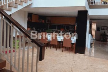 DHARMAHUSADA FURNISH ROW LEBAR DEKAT GALAXY MALL, UNAIR