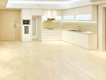 Apartment The Peak Residence, Tunjungan Plaza Mall